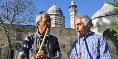 Sonsuzluğa Uzanan Nefes: Omar Faruk Tekbilek