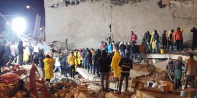 Mısır'dan Türkiye'ye ilaç ve tıbbi malzeme taşıyan 2 uçak Adana Havalimanı'nda