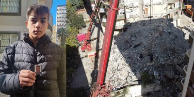 Enkazdan çıkarılan 16 yaşındaki Mehmet, şimdi umutla babasını bekliyor