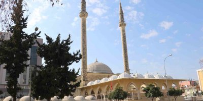 Adana’da 150 cami minaresi ağır hasar aldı