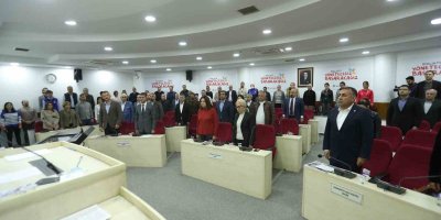 Seyhan Meclisi depremzedeler için tek yürek oldu