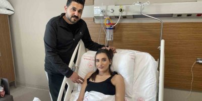 Yıkılan 13 katlı binadan kurtulan genç kadına doğum günü sürprizi