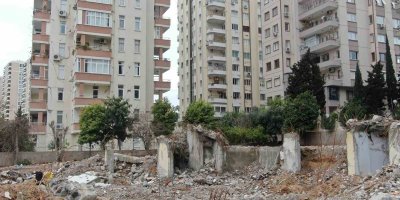 Milyonluk daireler mezar oldu