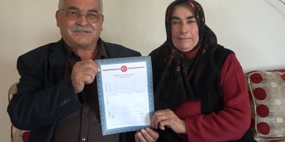 42 yıllık hayat arkadaşına tüm mal varlığını hediye etti