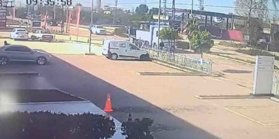 Bisikletle giderken kafasına kamyon kasası çarpan şahıs yaralandı