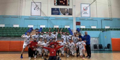 Seyhanlı hentbolcular Rize’den galibiyet ile döndü