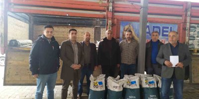 Üreticilere soya tohumu dağıtıldı
