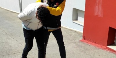 Evinden uyuşturucu çıktı, sevgilisinin kullandığını öne sürdü