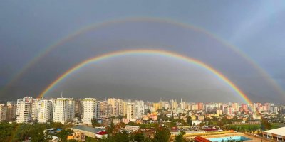 Yağmur sonrası çift gökkuşağı oluştu