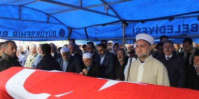 Ümmühan ve Dilek öğretmen son yolculuğuna uğurlandı