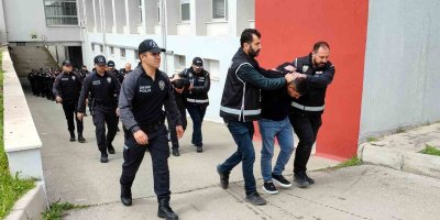 Adana’daki çete operasyonu: 59 şüpheli tutuklandı