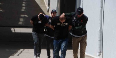 Adana’da 2 mahallede torbacı operasyonu: 2 tutuklama