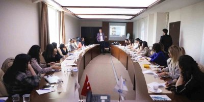 Adana Büyükşehir Belediyesi, kadın erkek eşitliğinin sağlanmasına yönelik personel eğitimlerine devam ediyor