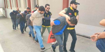 Şasi numarası değiştiren otomobil çetesine 6 tutuklama