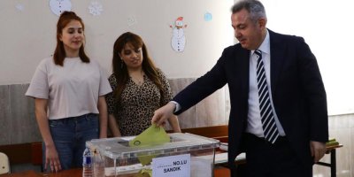 Vali Elban: "Seçim güvenliği için 12 bin civarında polis ve jandarma görev alıyor"