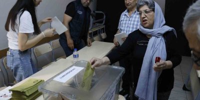 Adana’da Cumhurbaşkanı seçimi için oy kullanma işlemi başladı