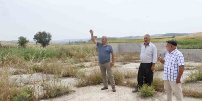 Adana’da 35 yıl önce tarlada açılan kuyuda  bulunan petrol ’yok’ denilerek kapatılmış