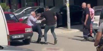 Adana'da sevgilisine çarptı diye yaşlı adamı herkesin gözü önünde bıçakladı