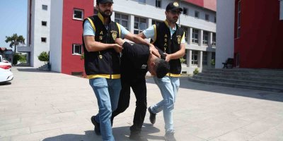 Adana polisi gaspçıları motosiklet kasklarının izini sürerek yakaladı