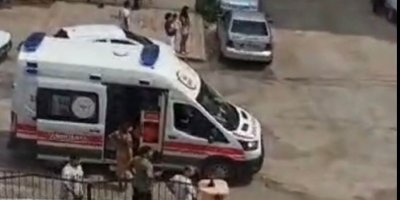 Adana’da ev yangını: 3 kişi dumandan etkilendi