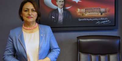 CHP Adana Millet Vekili Müzeyyen Şevkin kanser hastalarının sorunlarını gündeme taşıdı