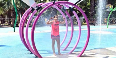 Çukurova’da su oyun parkları açıldı