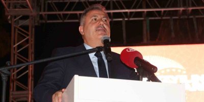 Adana’da ’Demokrasi ve Birlik Günü’ nöbeti tutuldu