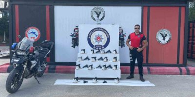 Adana’da 278 adet ruhsatsız silah ele geçirildi