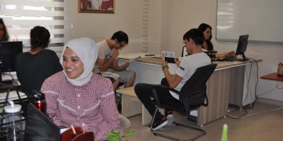 Çukurova Belediyesinden gençlere YKS danışmanlığı