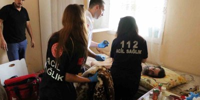 Babasını çöp evde ölüme terk edilmiş halde buldu