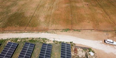 Adana’nın güneşini enerjiye dönüştürdü, üretimine destek sağladı