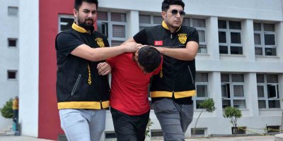 Cam kırıp altın kolyeyi çaldı, polisten kaçamadı