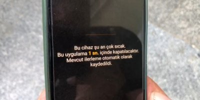 Adana'da aşırı sıcaklardan cep telefonları hata verdi
