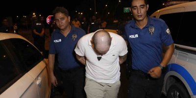 Filmleri aratmayan kovalamaca kamerada: Kaçan araç 70 kilometre sonunda yakalandı