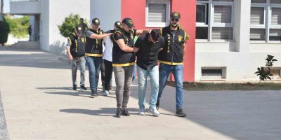 Otomobili gasp edip kredi kartından harcama yapan 4 kişi tutuklandı