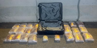 20 kilo esrar ele geçirildi, 2 şüpheli tutuklandı