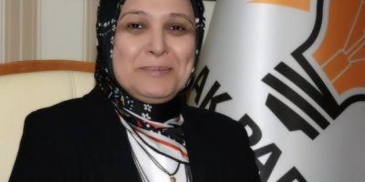 AK Parti Adana Kadın Kolları Başkanı istifa etti