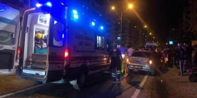 Adana’da otomobil motosiklete çarptı: 1 yaralı