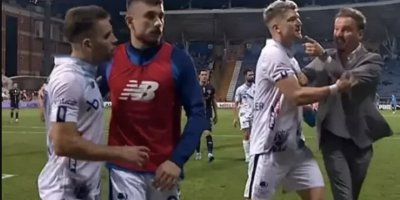 Adana Demirspor'da maç sonu teknik ekip ile oyuncular arasında tartışma çıktı