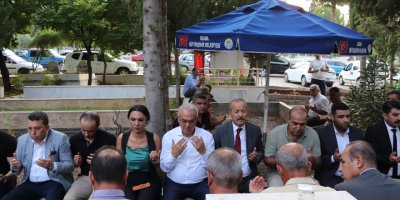 MHP Adana'nın 'emmi'si merhum Recai Yıldırım dualarla anıldı!