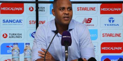 Patrick Kluivert: "4-0'ı koruyamadık ama galip geldiğimiz için mutluyuz"