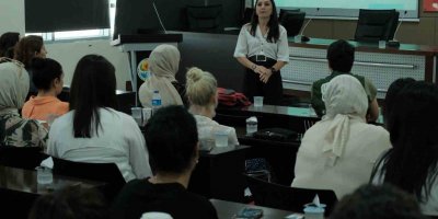 Büyükşehir ve Yeşilay iş birliğiyle Teknoloji Bağımlılığı Semineri