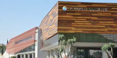 Operasyon sonrası Başkan Soner Çetin'den ilk açıklama: “Başımız dik alnımız ak görevimizin başındayız”