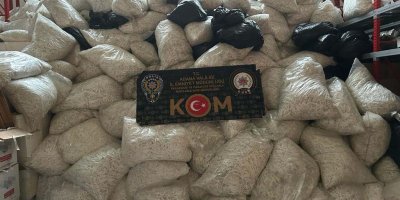 Adana’da 37 milyon gümrük kaçağı makaron ele geçirildi