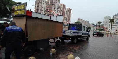 Adana’da “gece dönercileri”ne zabıta şoku