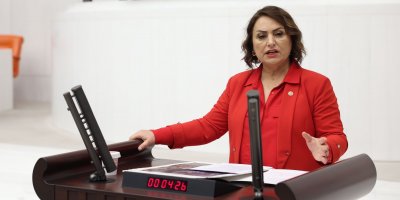 "Adana'da yıkılmayı bekleyen 7 bin 272 bina var"