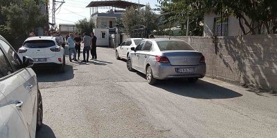 Adanalı Cumhuriyetin 100. yılını kutlarken bir evde kadın ölü bulundu!