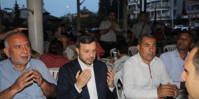 Yüreğirde binlerce kişi iftarda buluşuyor