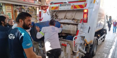 Adana'da sağlıksız koşullarda satılan 300 kilogram sakatat imha edildi