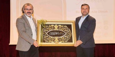 Eğitimci-yazar Adanalılarla buluştu